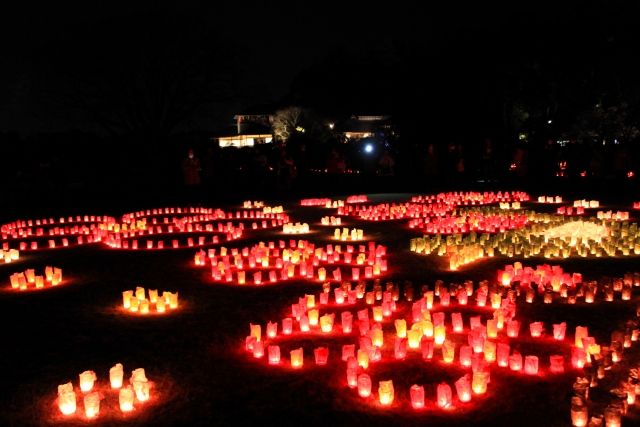 夜の偕楽園