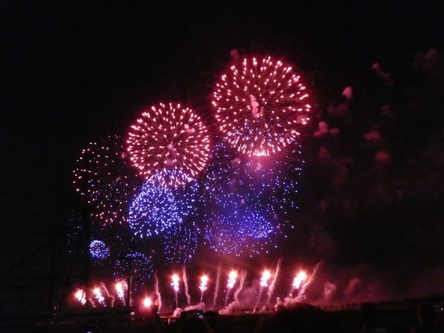 【佐倉市民花火大会】2023年の打ち上げ場所や日程は？穴場スポットもご紹介